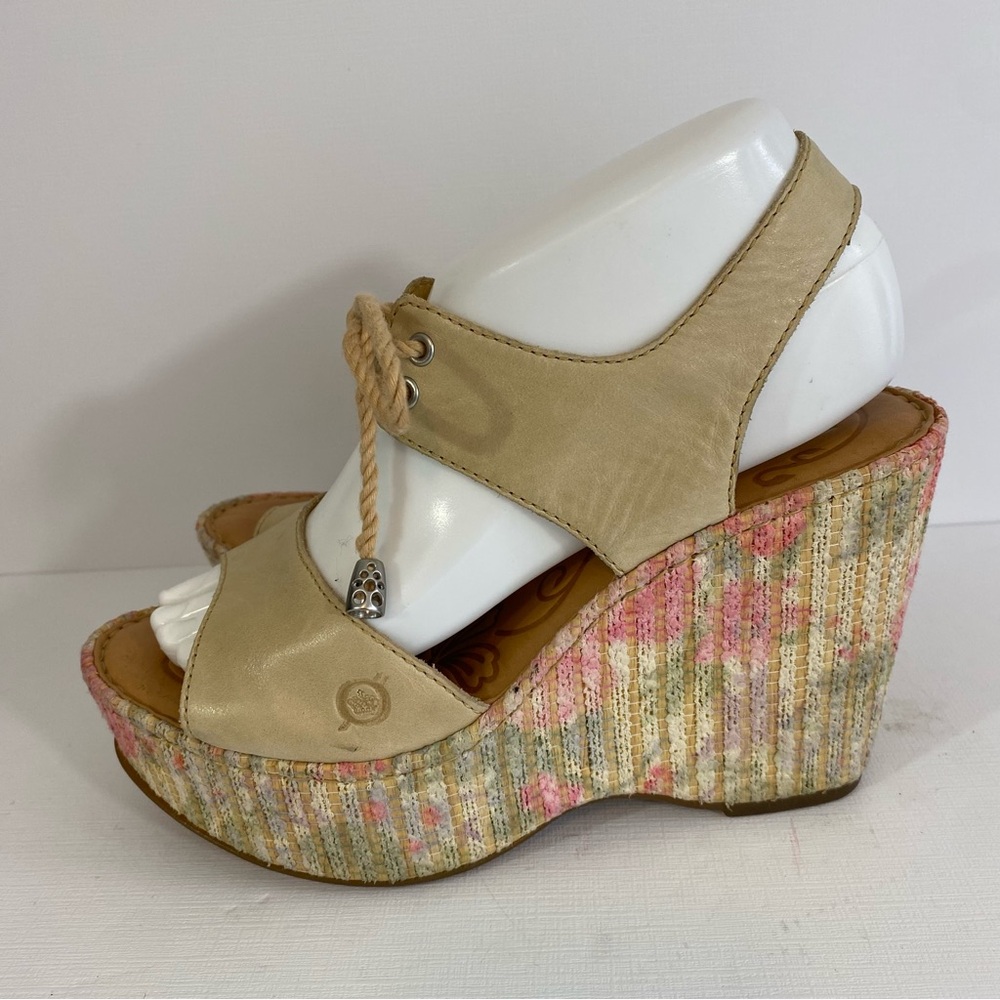 Born Madrid floral wedge sandals tan leather lace tie straw wrapped size 8